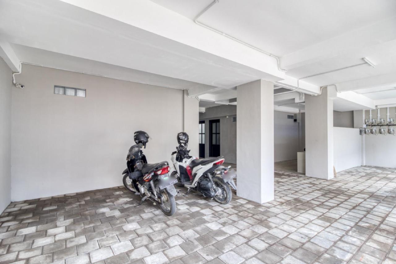 Reddoorz Syariah Near Galeria Mall Джок'якарта Екстер'єр фото