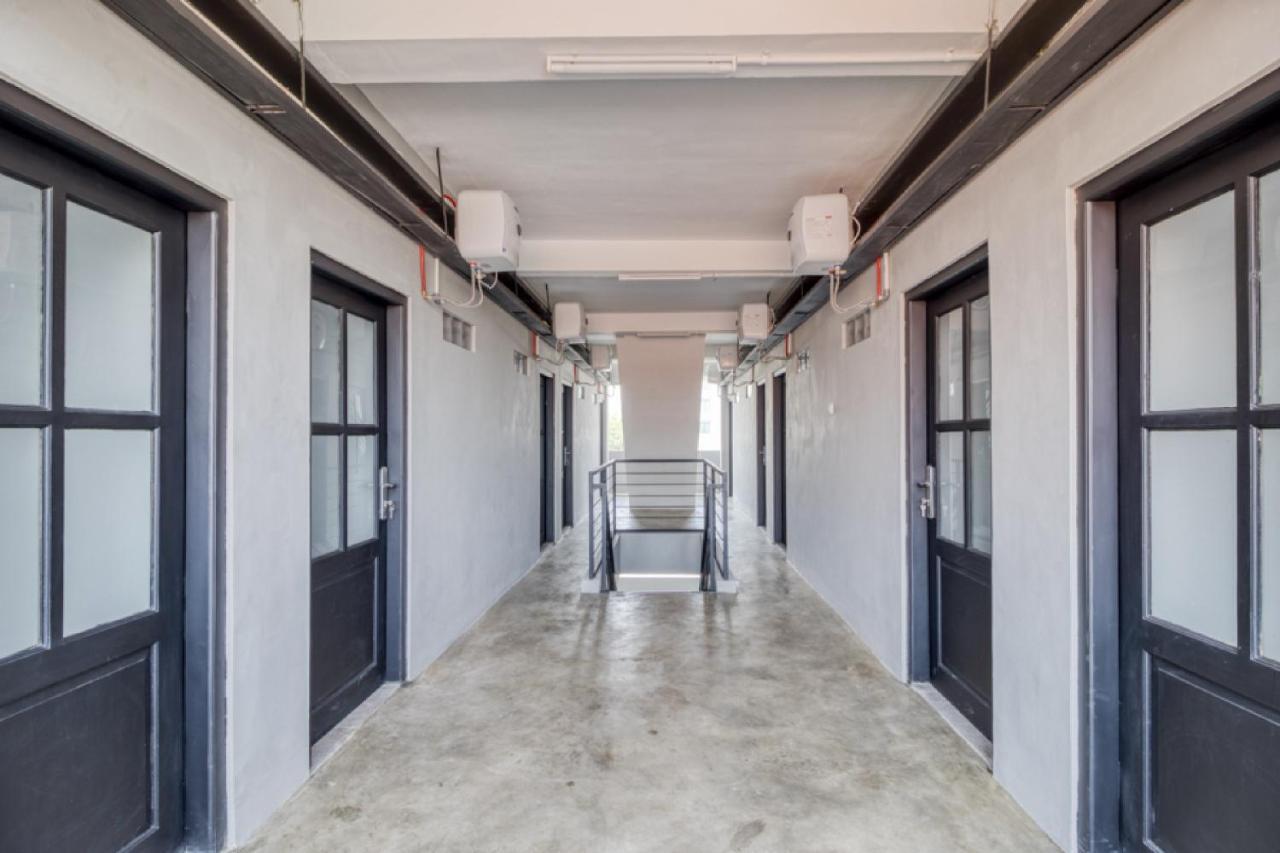 Reddoorz Syariah Near Galeria Mall Джок'якарта Екстер'єр фото